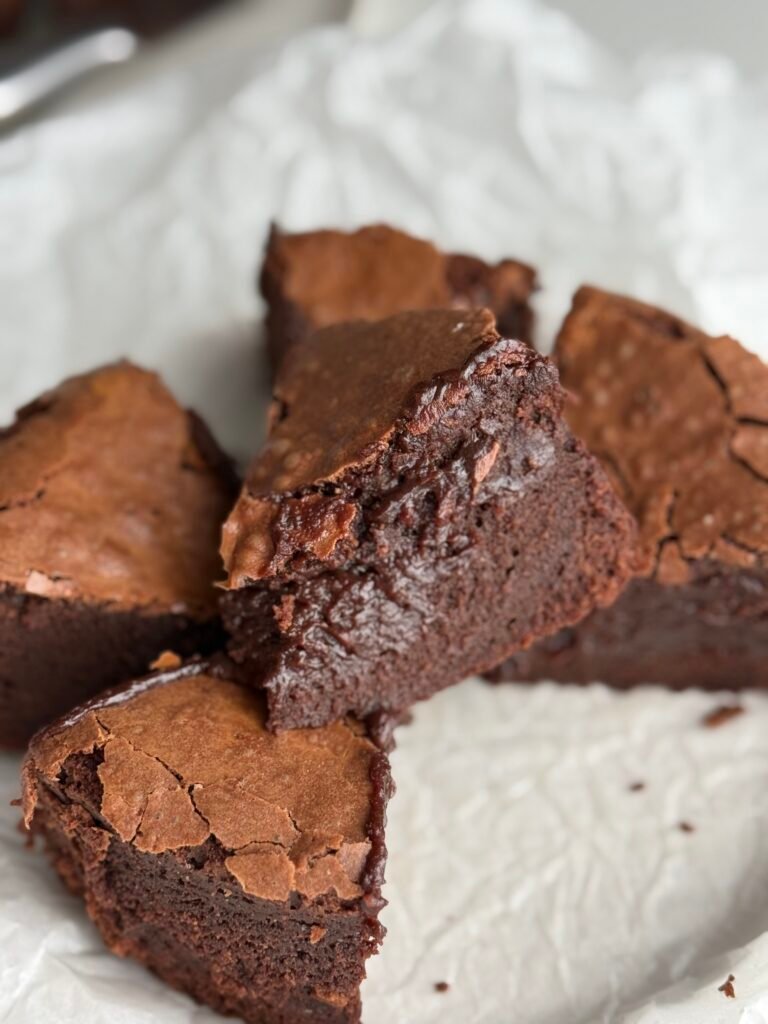 Yann Couvreur Chocolate Cake (Only 3 Ingredients + Flour!)»